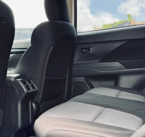 
								Mitsubishi Outlander полный									