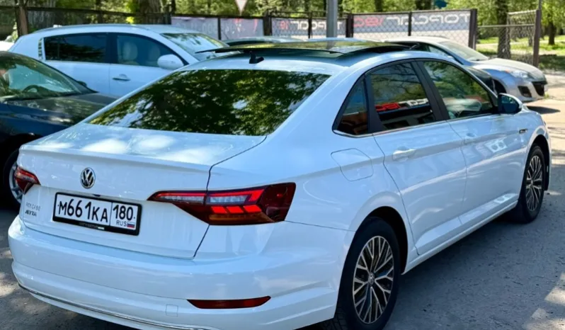 
								Volkswagen Jetta полный									