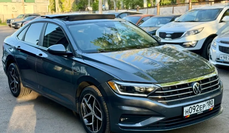 
								Volkswagen Jetta полный									
