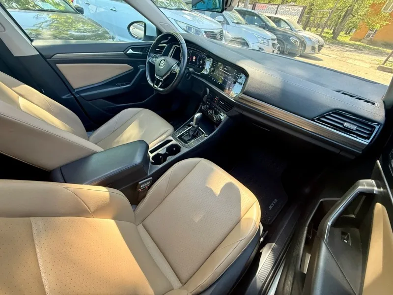 Volkswagen Jetta