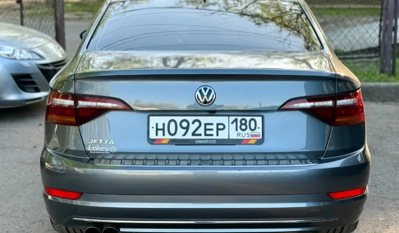 
								Volkswagen Jetta полный									