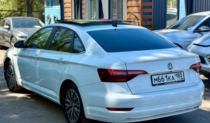 
								Volkswagen Jetta полный									