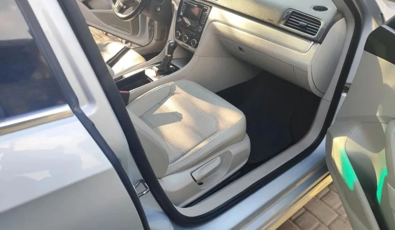 
								Volkswagen Passat полный									
