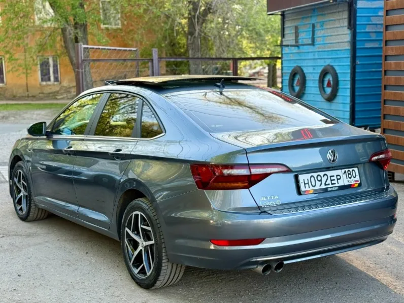Volkswagen Jetta