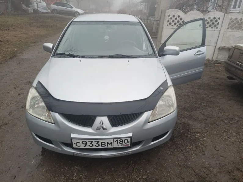 Mitsubishi Lancer