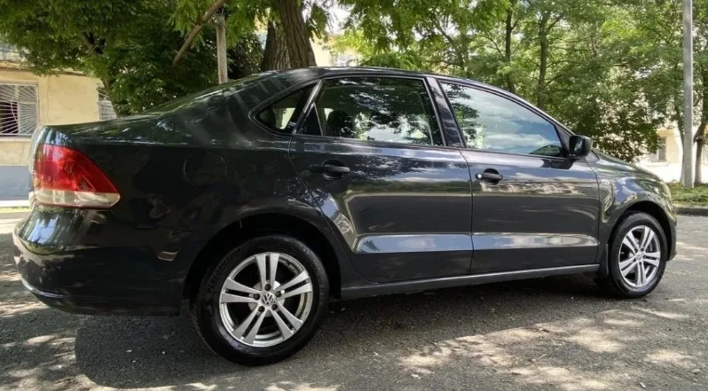 
								Volkswagen Polo полный									