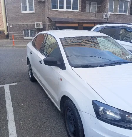 
								Volkswagen Polo полный									