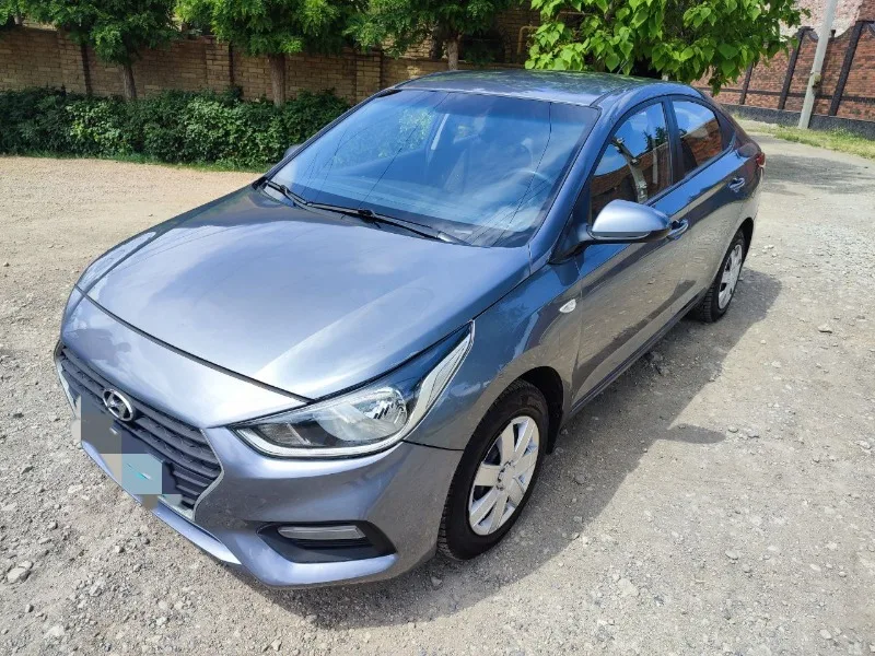 Hyundai Solaris