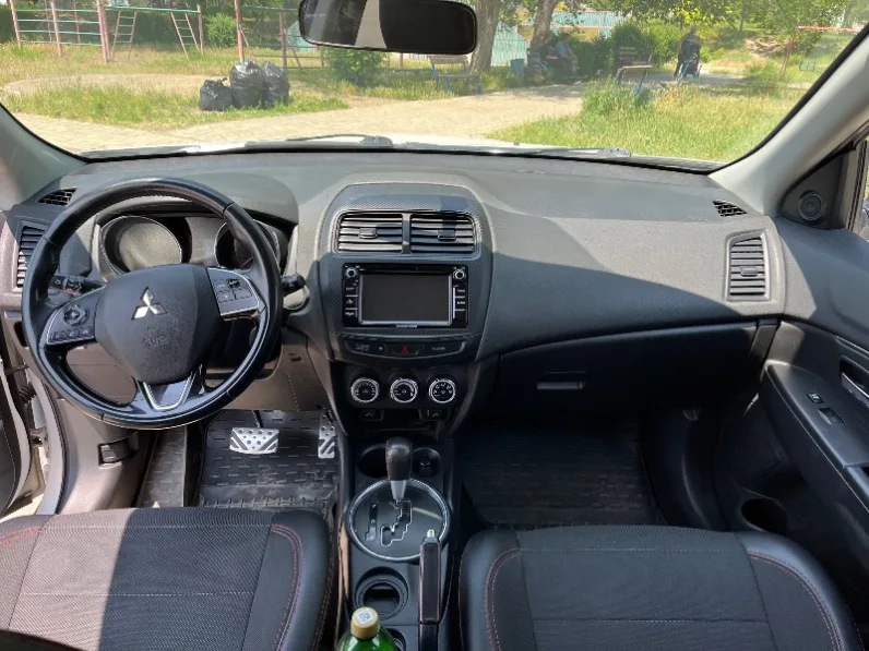 Mitsubishi Outlander Sport