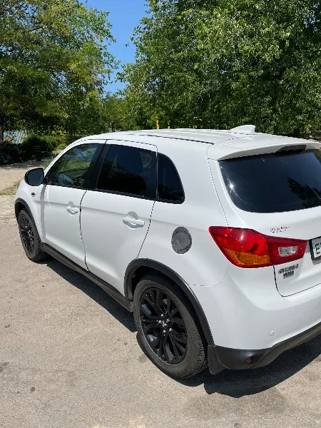 Mitsubishi Outlander Sport