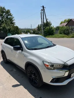 Mitsubishi Outlander Sport