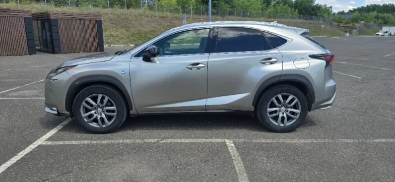 Lexus NX