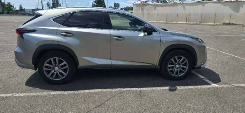 Lexus NX