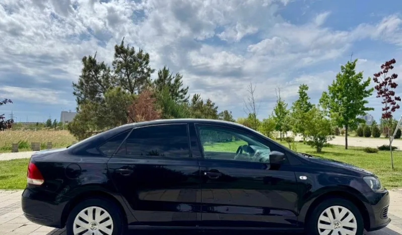 
								Volkswagen Polo полный									