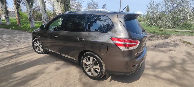 
								Nissan Pathfinder полный									