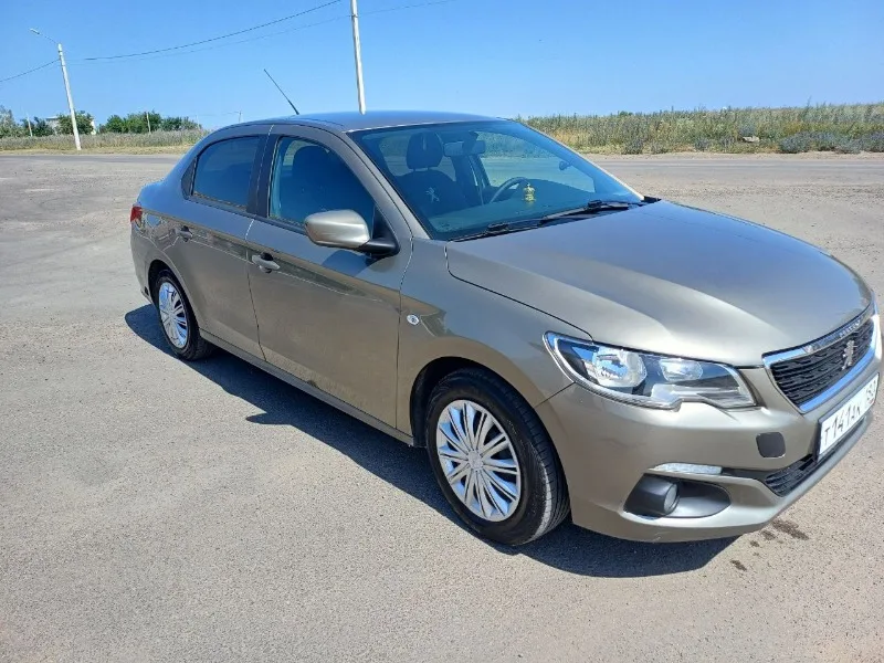 Peugeot 301