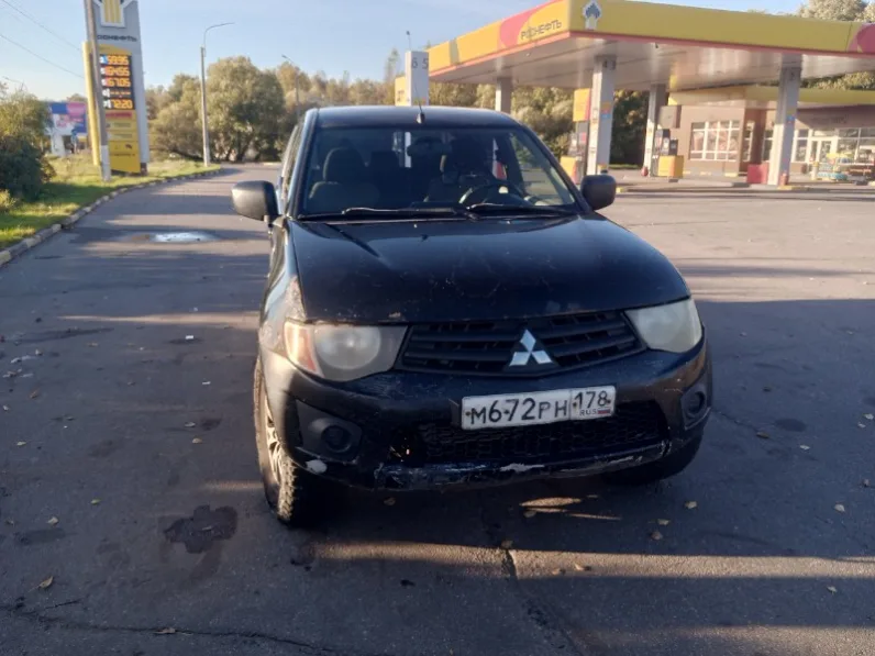 Mitsubishi L200