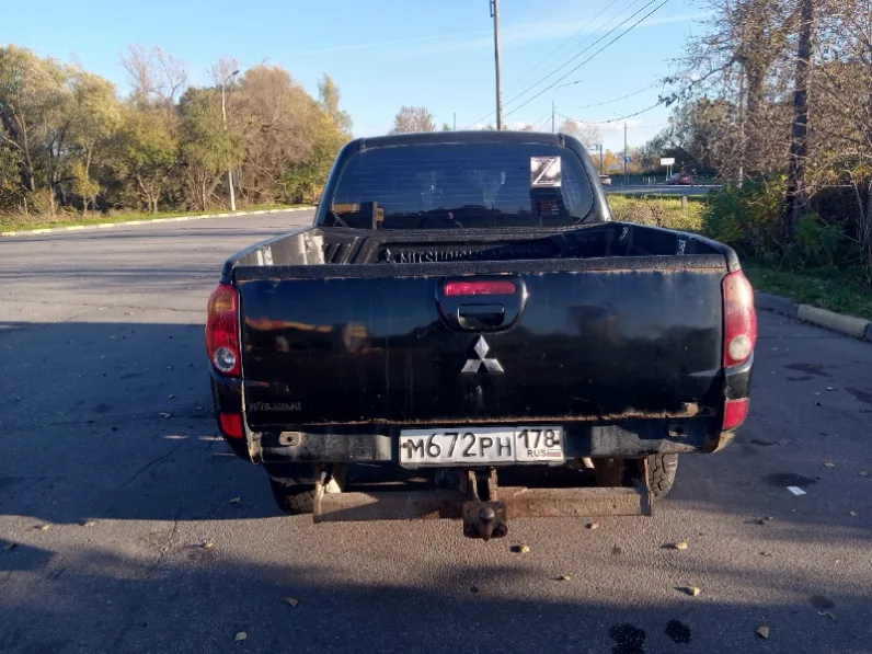 Mitsubishi L200